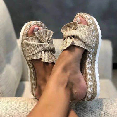 Chaussons Fleuris à Nœud – Bout Ouvert
