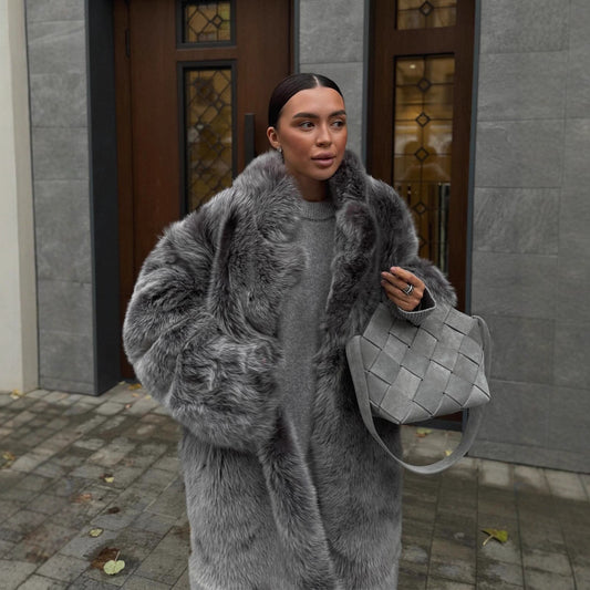 Manteau Long en Fausse Fourrure – Élégance Féminine