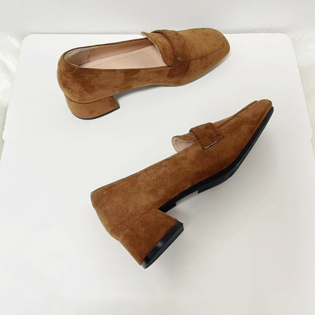 Bottines Chic en Suédine – Style Polyvalent