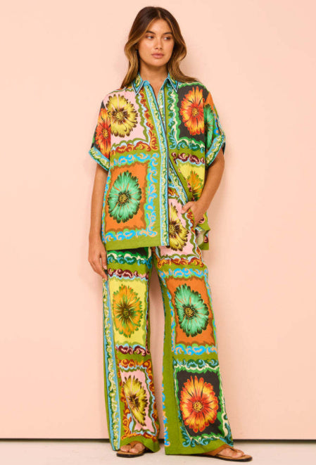 Ensemble Femme Élégant – Motif Fleurs & Feuillages