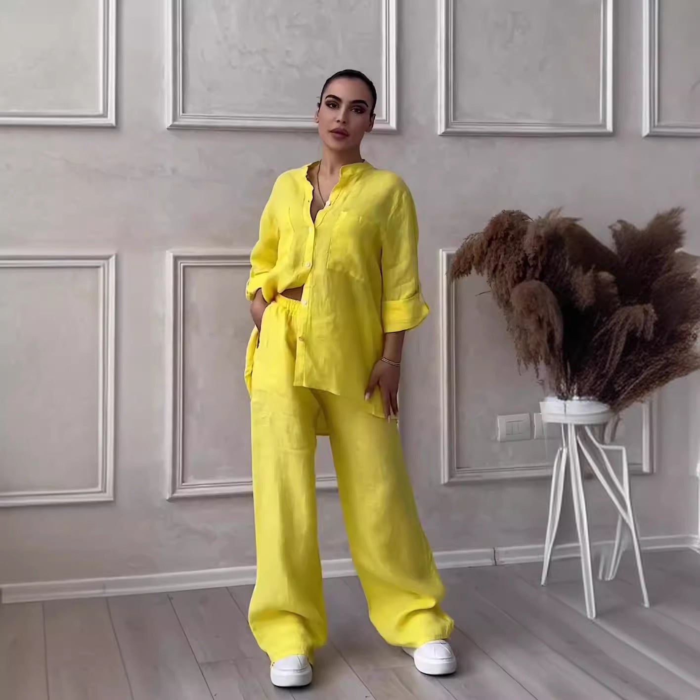 Ensemble Femme – Haut Lacé & Pantalon Assorti