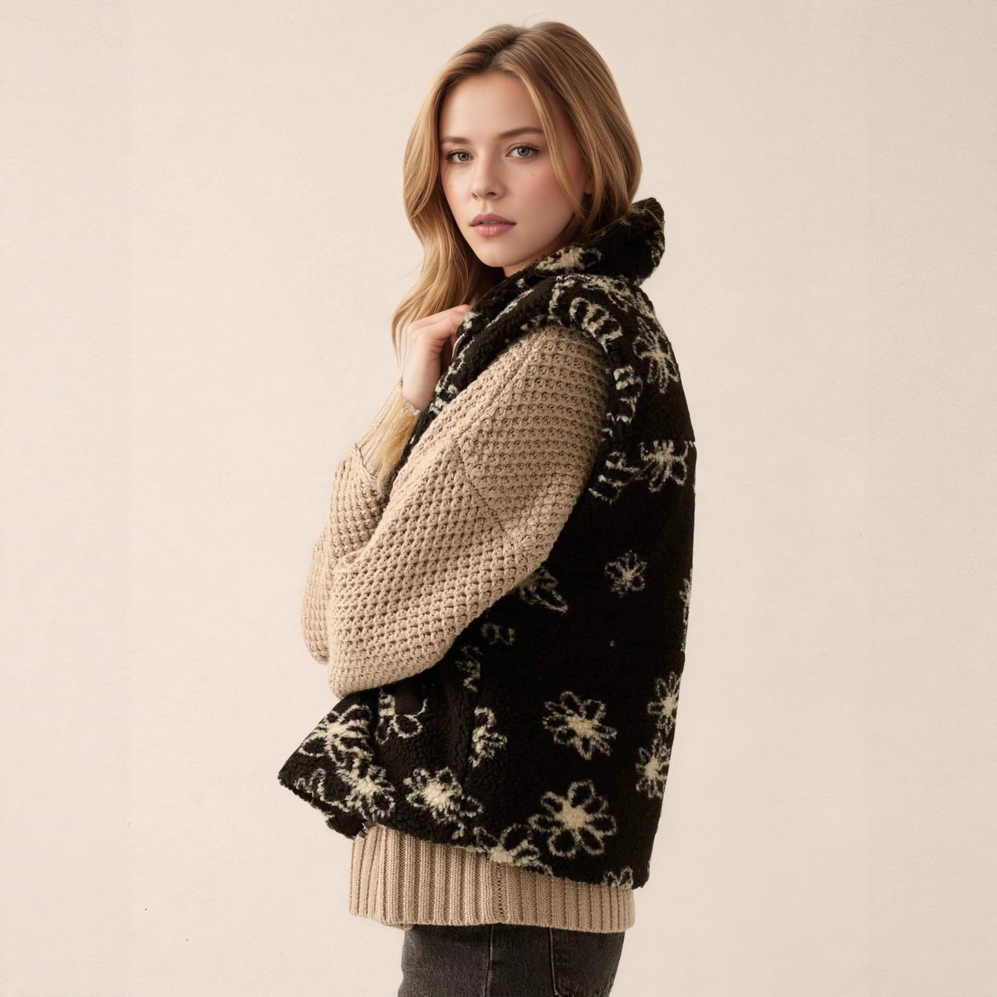 Gilet Femme Noir – Élégance et Confort