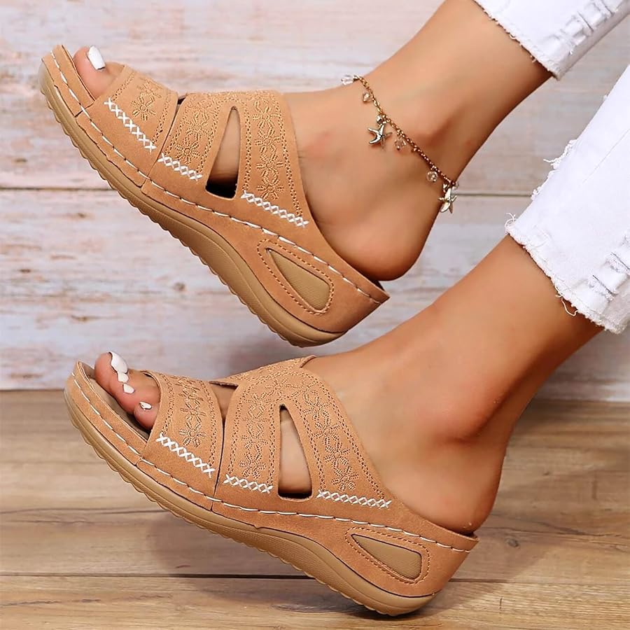 Sandales et Chaussons Brodés