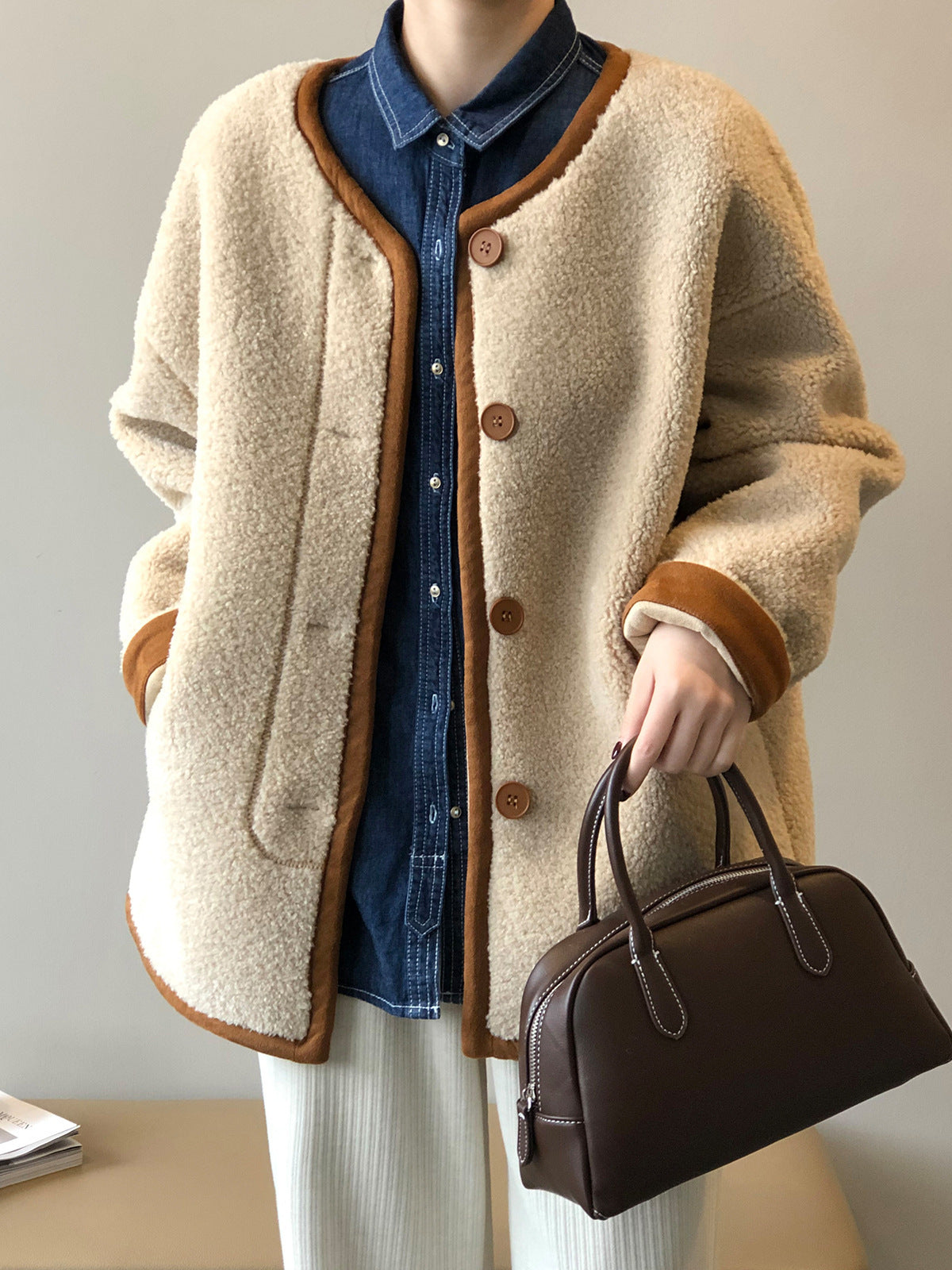 Manteau en laine avec fourrure polaire