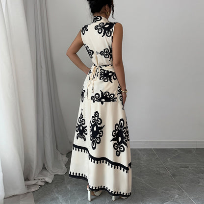 Robe Fleurie à Bretelles – Élégante  Polyvalente
