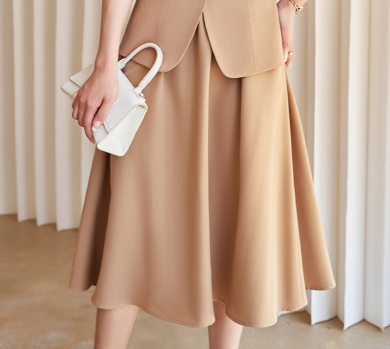 Ensemble Tailleur Moderne Femme – Veste Chic & Jupe Élégante