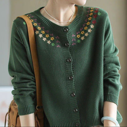 Emberia – Cardigan Rétro Brodé