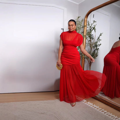 Robe longue à demi-col roulé et coutures en maille