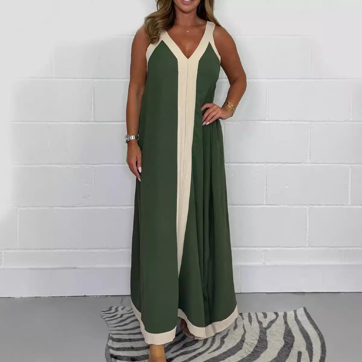 Robe longue décontractée ample à col en V et sans manches
