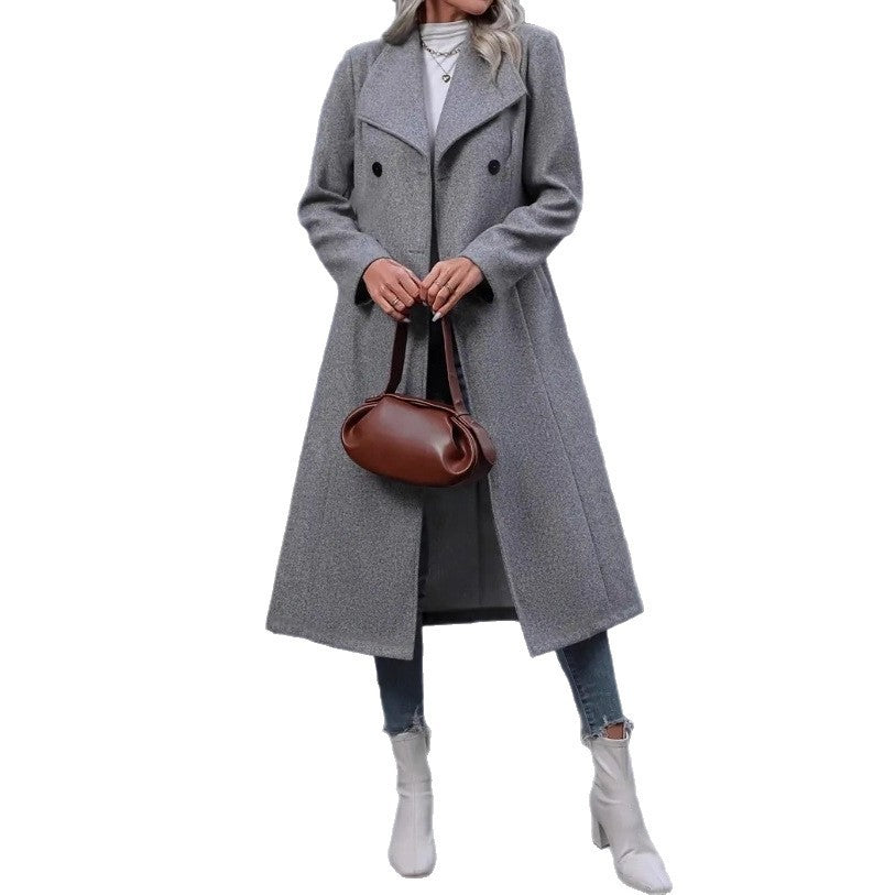 Manteau long en laine coupe ajustée