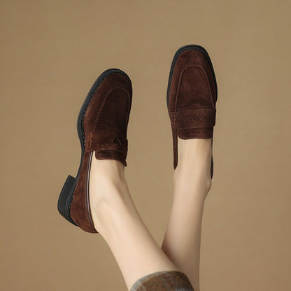 Bottines  en Suédine – Talon Moyen & Élégance Intemporelle