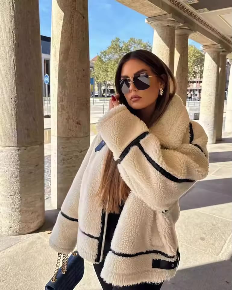 Veste Douce Abricot à Col en Fourrure