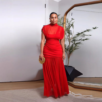 Robe longue à demi-col roulé et coutures en maille