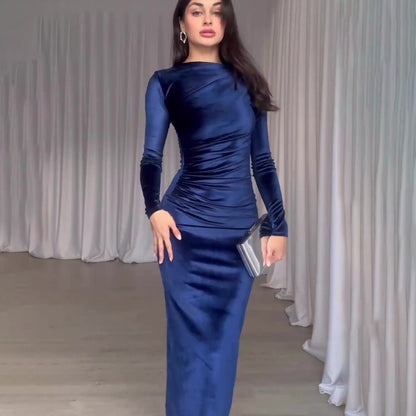 Robe Élégante à Manches Longues – Finition Brillante