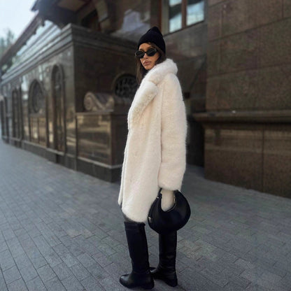 Manteau en Fausse Fourrure – Élégance & Confort