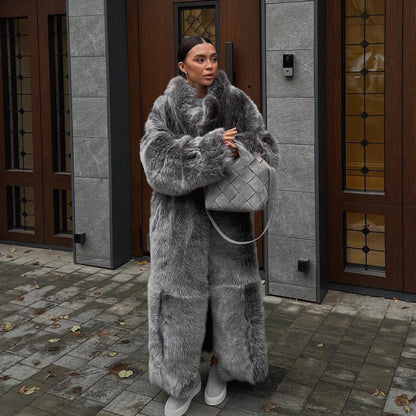 Manteau Long en Fausse Fourrure – Élégance Féminine