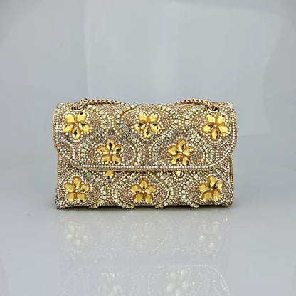 Sac de soirée mondain incrusté de diamants et orné de pierres
