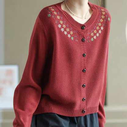 Emberia – Cardigan Rétro Brodé