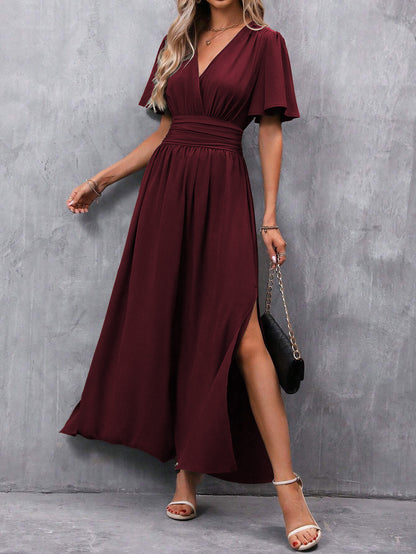 Robe Élégante à Jupe Évasée – Couleurs Unies & Coupe Classique