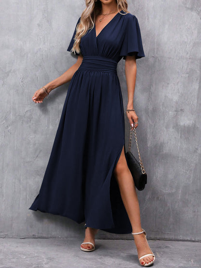 Robe Élégante à Jupe Évasée – Couleurs Unies & Coupe Classique