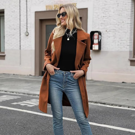 Manteau mi-long à col rabattu et double boutonnage