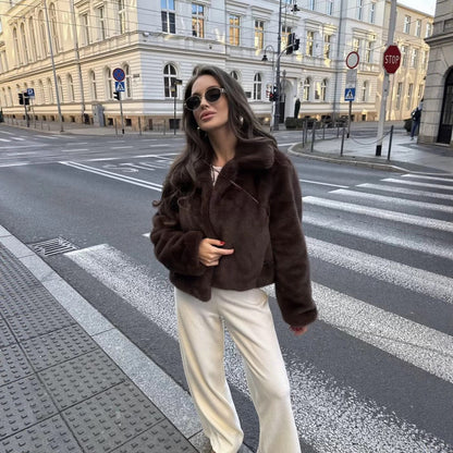 Veste ample à revers effet fourrure