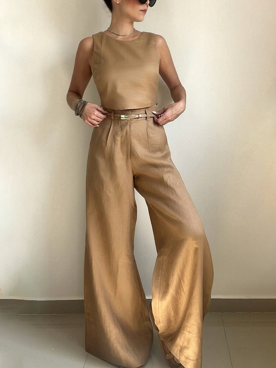 Ensemble gilet boutonné dans le dos et pantalon large