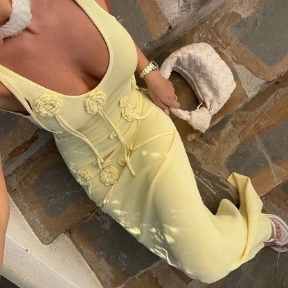 Robe de Plage Femme en Maille avec Fleurs Flottantes – Tendance et Élégante