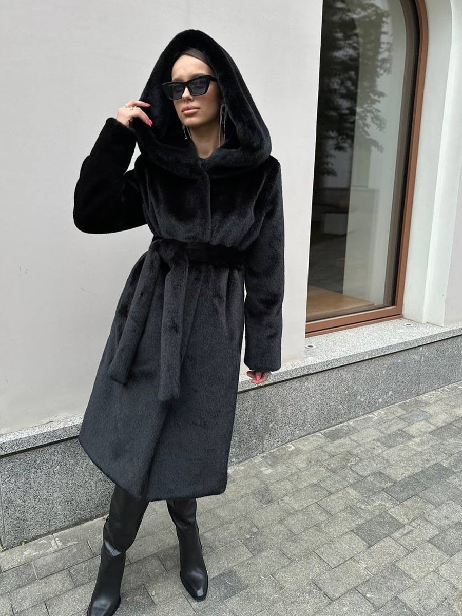 Manteau Long en Fausse Fourrure – Chic et Douceur
