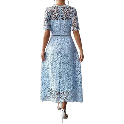 Robe Mi-Longue en Dentelle Bleu Profond – Élégance et Sophistication